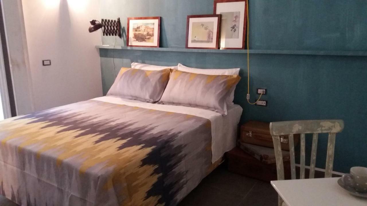 B&B Montecalvario 41 ナポリ エクステリア 写真